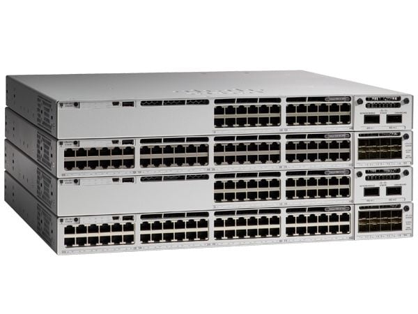 Cisco Catalyst 9300, Hallittu, L3, Power over Ethernet -tuki, Telineasennus