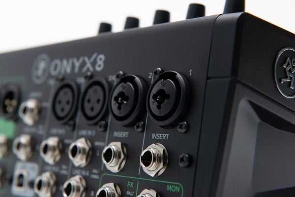Mackie ONYX 8, 8 kanaler, Bluetooth, 30 W, Sort