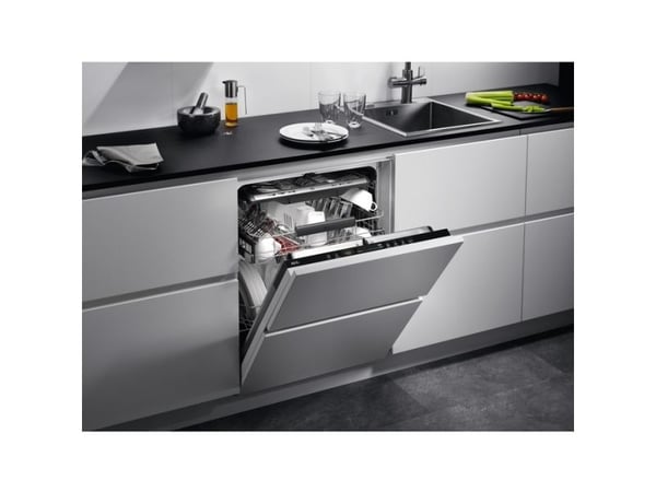 AEG 7000 FSE74747P - Oppvaskmaskin - innebygd - Nisje - bredde: 60 cm - dybde: 55 cm - høyde: 82 cm