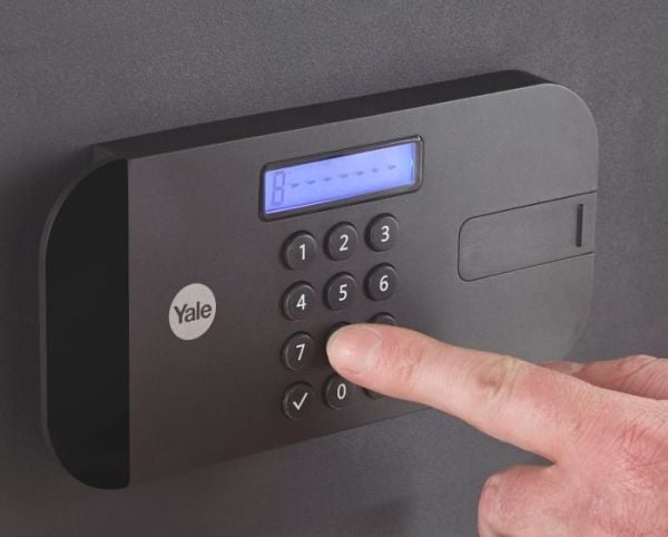 Yale YSEB/400/EB1, Frittstående safe, Sort, Kombinasjonslås, Stål, Gulv/vegg, 2 hyller