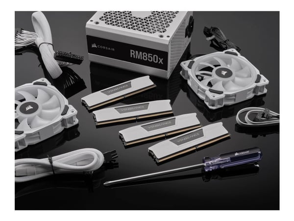 CORSAIR Vengeance - DDR5 - sett - 64 GB: 2 x 32 GB - DIMM 288-pin - 5200 MHz / PC5-41600 - CL40 - 1.25 V - hvit