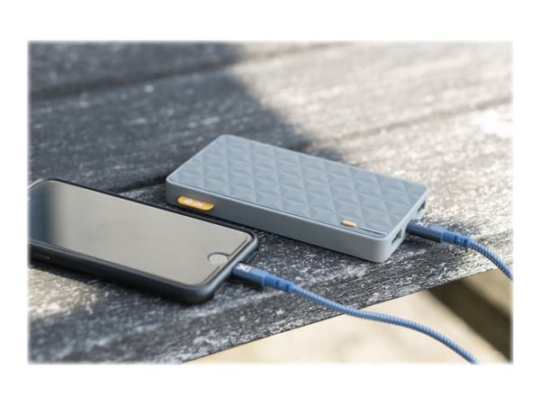 xtorm Fuel Series - Strømbank - 10000 mAh - 20 watt - 3 A - PD, QC 3.0 - 3 utgangskontakter (USB, USB-C) xtorm Fuel Series - Strømbank - 10000 mAh - 20 watt - 3 A - PD, QC 3.0 - 3 utgangskontakter (USB, USB-C)