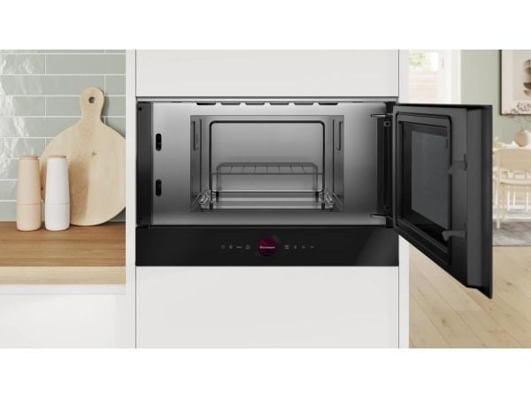 Bosch Serie 8 BER7321B1, Innebygget, Solo mikrobølge ovn, 21 l, 900 W, Berøringskontroll, Sort