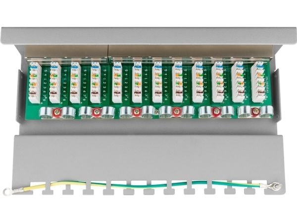 Goobay 69306, RJ45, Cat6, U/FTP (STP), 22/26, Grå, Rackmontering