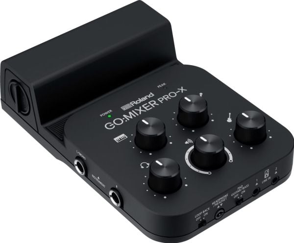 Roland GO:MIXER PX, 11 kanavaa, Musta, Valkoinen