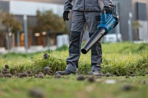 Bosch GBL 18V-750 PROFESSIONAL, Håndholdt løvblåser, 198 km/t, Svart, Blå, Rød, 96 dB, 18 V, 2,8 kg - SOLO