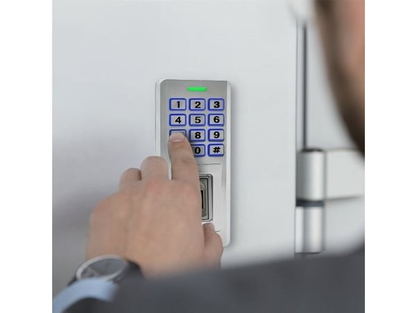 Qoltec OBERON - Dörrlås - kombination, nyckelbricka, nyckelkort, biometriskt - knappsats