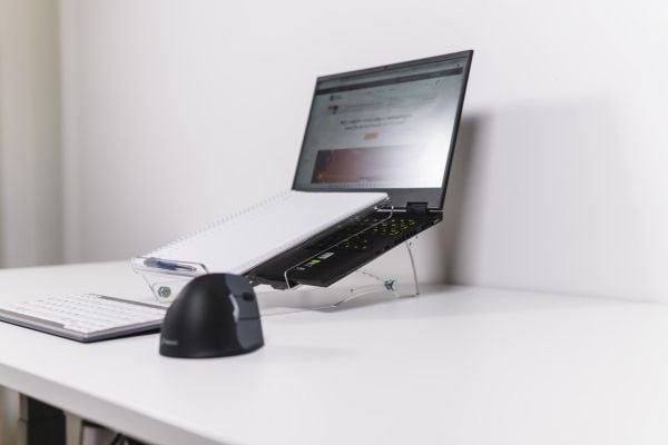 Bakker Elkhuizen Ergo-T 320 - Notebookstativ - 40.6 cm (16") - 14" - 16" - gjennomsiktig