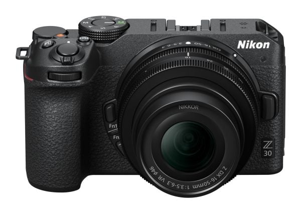Nikon Z 30 Kit 12-28mm, 20,9 MP, 5568 x 3712 piksler, CMOS, 4K Ultra HD, Berøringsskjerm, Sort