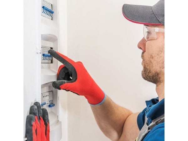 Qoltec C32, Dvärgbrytare, IP20