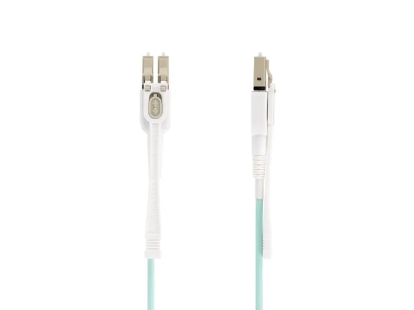 StarTech.com 450FBLCLC4PP, 4 m, LOMM, OM4, LC, LC, LC