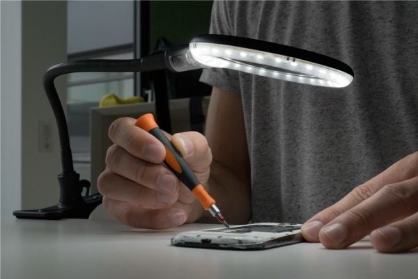 Goobay 65577, 1,75x, Glass, 10 cm, LED, 6500 K, 480 lm