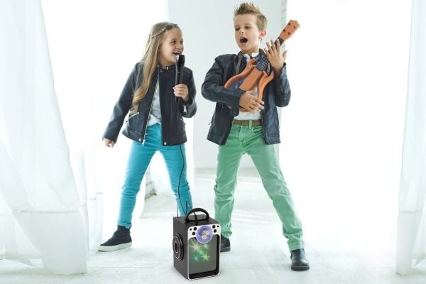 Karaoke machine w/bluetooth - Black - Disco LED light