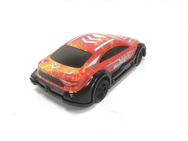 Kauko-ohjattava auto valoilla ja äänillä- Sekalaisia