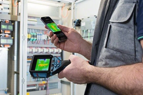 Bosch GTC 400 C Professional - Värme- och visuell ljuskamerakombo - kompakt - 0.0192 MP - Wireless LAN - SOLO