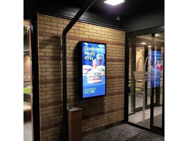 HI-ND Outdoor Wall Casing, musta, Maisema/Muotokuva, 116,8 cm (46"), Seinä, Avain, Samsung