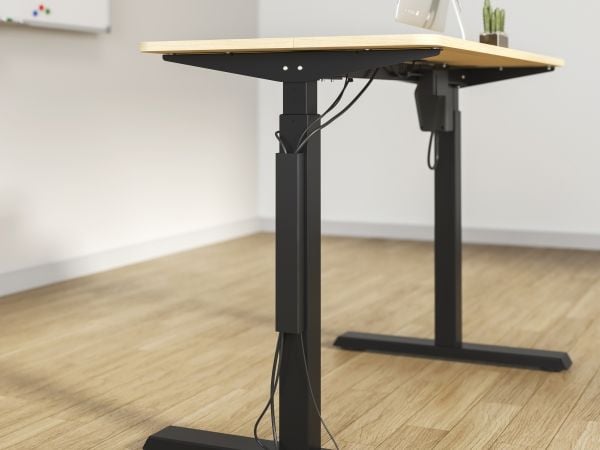 Utrusta 650865, Kabelbricka, Skrivbord, Svart