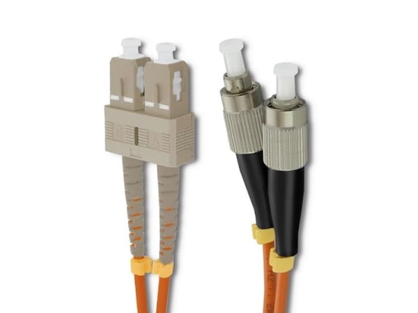 Qoltec - Koblingskabel - SC/UPC-multimodus (hann) til FC/UPC-multimodus (hann) - 5 m - fiberoptisk - dupleks - 50 / 125 mikroner - OM2 - halogenfri...