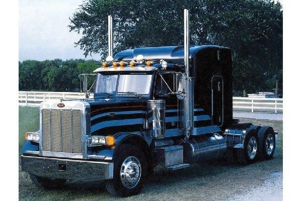 1:24 CLASSIC PETERBILT 378 "Long Hauler"