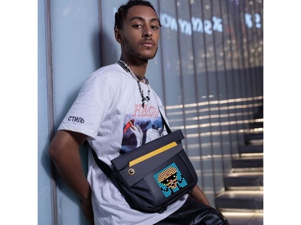 Divoom Sling Bag V, Unisex, PC-veske, Sort, En Størrelse, Glidelås, 27,9 cm (11")