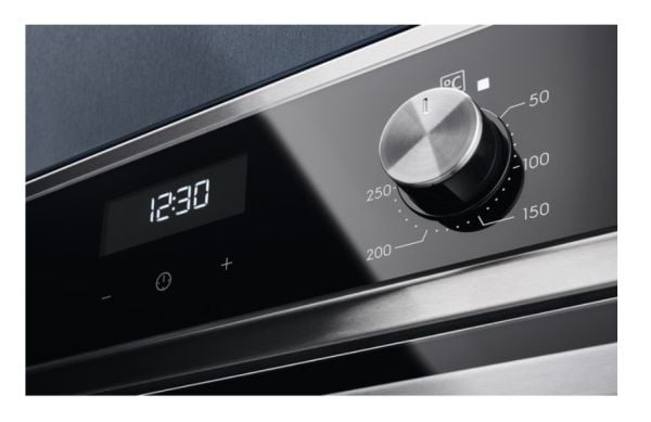 Electrolux EOF5H40BX, Medium, Elektrisk ovn, 65 l, 2090 W, 65 l, Vifteassistert