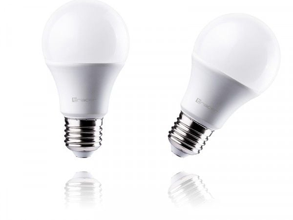 Tracer - LED-lyspære - E27 - 10 W (ekvivalent 60 W) - varmt hvitt lys - 2700 K (en pakke 2)