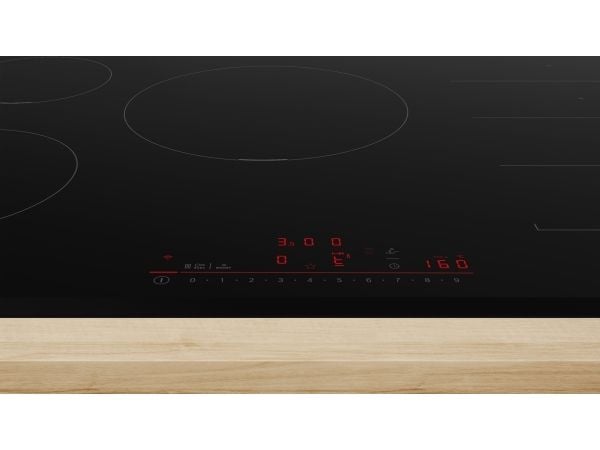 Bosch Serie | 6 PXV831HC1E - Induksjonskomfyrtopp - 5 plater - Nisje - bredde: 75 cm - dybde: 49 cm fasettert front - svart