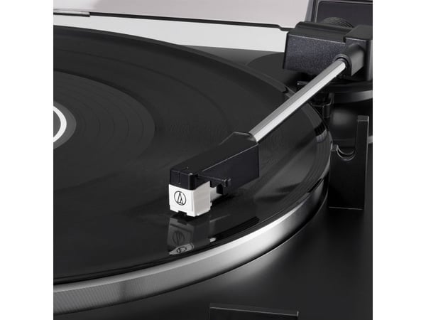 Audio-Technica AT-LP60X, Beltedrevet platespiller, Fullautomatisert, Sort, V-belte, Aluminium, 33 1/3,45 RPM