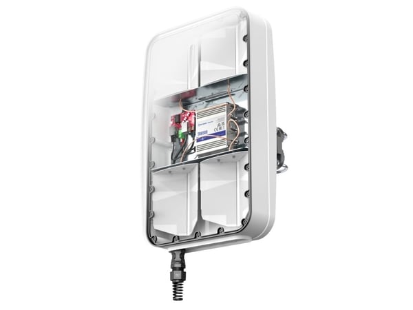 QuWireless QuMax Omni for TRB500, 4 dBi, 0.617-0.96/1.7-2.2/2.2-2.7/3.3–3.8, 3 / 4 dBi, 50 O, 360°, 35°
