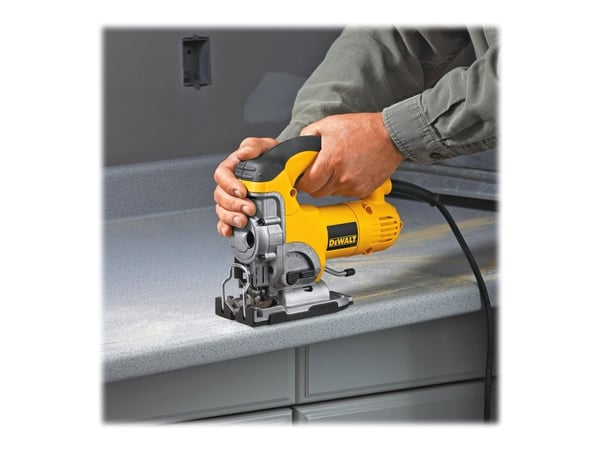 DeWALT DW331K - Sticksåg - 6.5 A