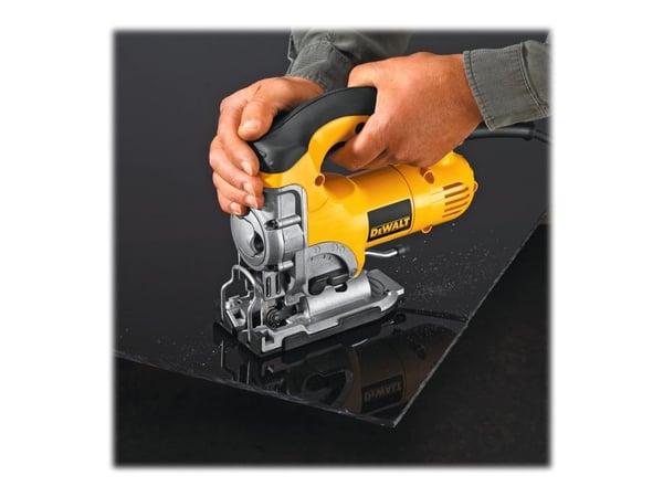 DeWALT DW331K - Sticksåg - 6.5 A