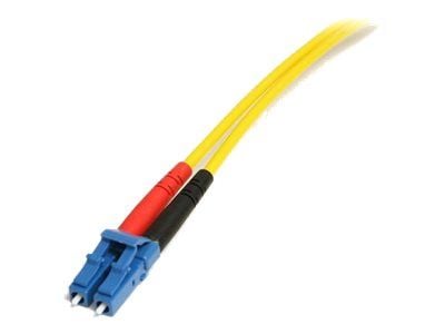 Startech 10m Fiber Optic Cable - Single-Mode Duplex 9/125 - LSZH - LC/SC - OS1 - LC to SC Fiber Patch Cable (SMFIBLCSC10) - Koblingskabel - SC-enke...