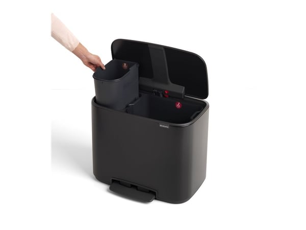 Brabantia Bo - Søppelbøtte - flipp-lokk - 34 L - fotpedal - matt svart