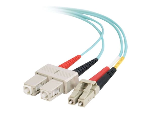 C2G LC-SC 10Gb 50/125 OM3 Duplex Multimode PVC Fiber Optic Cable (LSZH) - Nettverkskabel - SC flermodus (hann) til LC multimodus (hann) - 2 m - 2 m...