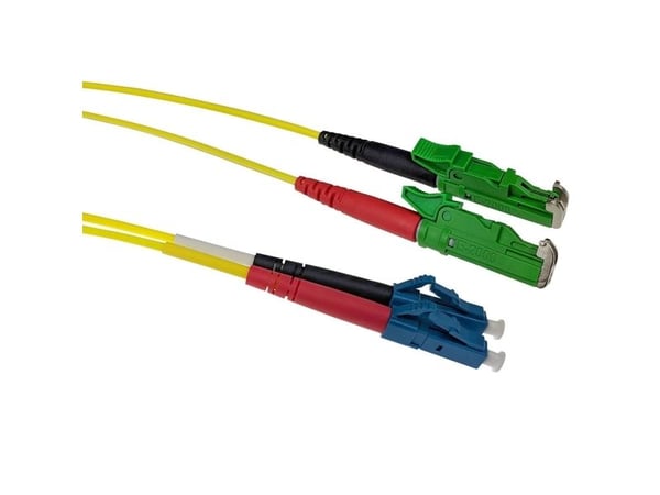 2,5 m LSZH singlemode 9/125 OS2 fiberkabel duplex med E2000/APC og LC/UPC-kontakter