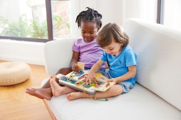 Hape Lock Board