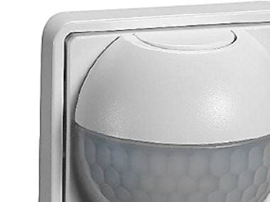 NIKO-liiketunnistin 180°asennettavaksi tanskalaiseen kytkinjärjestelmään230 V AC 10 A