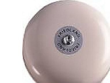 FRIEDLAND BY HONEYWELL Masterbell teollisuuskello 24V DCharmaalla kulholla Ø 154 mmäänenpaine 91-94dB 1 metrillä FRIEDLAND BY HONEYWELL Masterbell teollisuuskello 24V DCharmaalla kulholla Ø 154 mmäänenpaine 91-94dB 1 metrillä