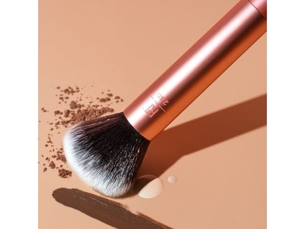 Real Techniques Everything Face Brush