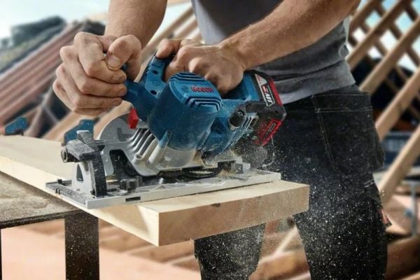 Bosch GKS 185-LI, Tre, Sort, Blå, Grå, Børsteløs, 16,5 cm, 5000 RPM, 5,7 cm - SOLO
