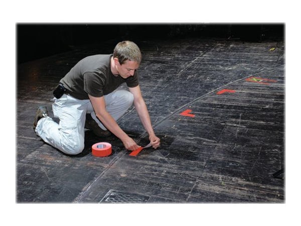 Tesaband Premium 4651 - Tekstiltape - 50 mm x 50 m - akrylbelagt stoff - rød