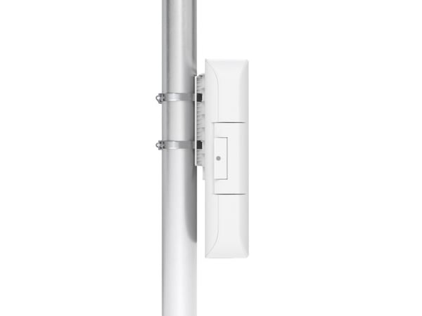 Ubiquiti UISP Box Plus - Nettverkenhetshus - stangmonterbar, veggmonterbar