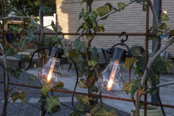 Konstsmide 2341-800SP Aurinkovalaisinketju Ulkoinen Akkukäyttöinen Lampujen lukumäärä 10 LED (RGB) Amber Valaistu Pituus: 4,5 m Valon väri säädettä...