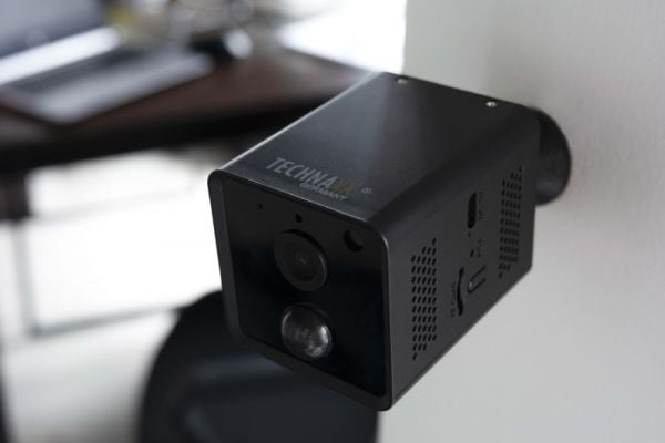 Technaxx TX-190, IP-sikkerhetskamera, Innendørs, Trådløs, Innvendig lys, Bord/Vegg, Sort