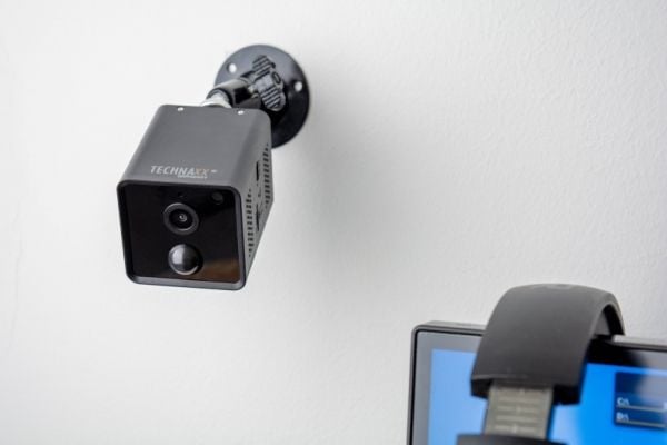 Technaxx TX-190, IP-sikkerhetskamera, Innendørs, Trådløs, Innvendig lys, Bord/Vegg, Sort