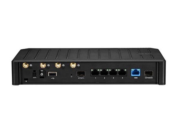 Cradlepoint E300-C7D - Langaton reititin - WWAN - 10 GigE - 802.11a/b/g/n/ac/ax - Dual Band - 3G, 4G - Seinäkiinnitettävä, kattokiinnitettävä - 3 v...