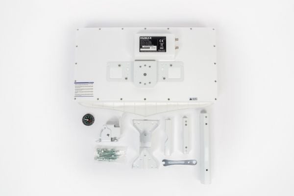 Humax H40D2, 10,7 - 12,75 GHz, 33 dBi, 13 - 19°, Hvit, 340 mm, 530 mm