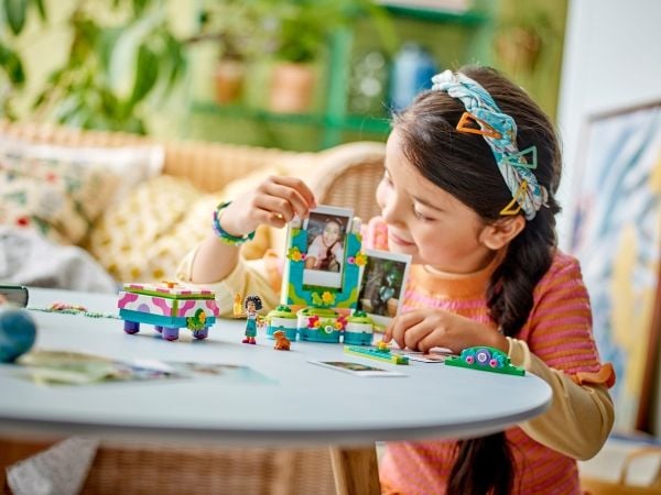 LEGO Disney Classic 43239 Mirabels bilderamme og smykkeskrin