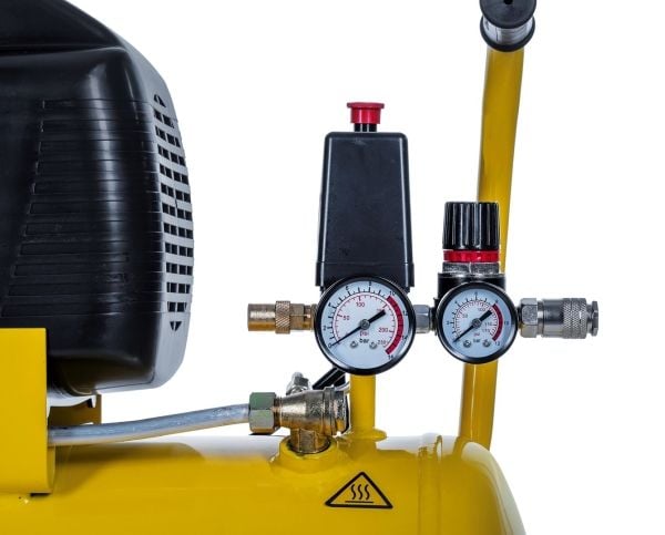Oljekompressor 50L 1500W FCDV404STN006 STANLEY