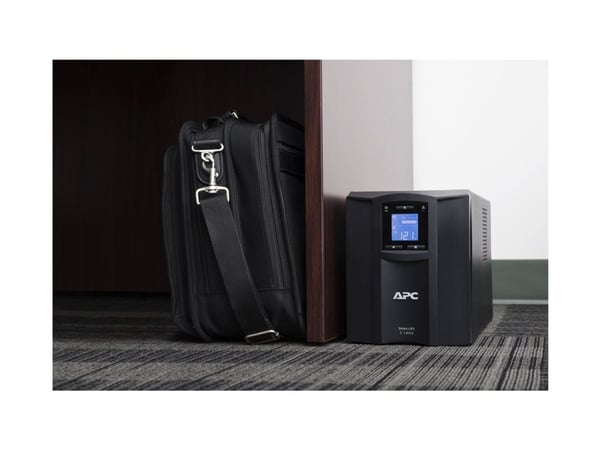 APC Smart-UPS SMC1000IC - UPS - AC 220/230/240 V - 600 watt - 1000 VA - USB - utgangskontakter: 8 - svart
